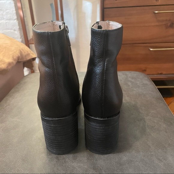 Intentionally Blank Hinge-2 Black Leather Boots - Picture 2 of 8